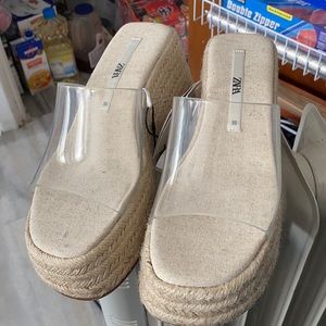 Vinyl jute wedges